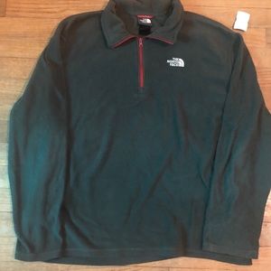 The North Face men’s charcoal pullover quarter zip